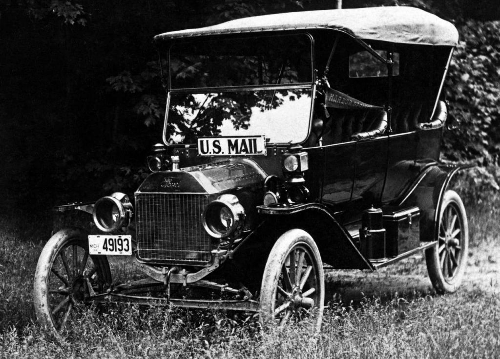 1914 Ford Model T Touring