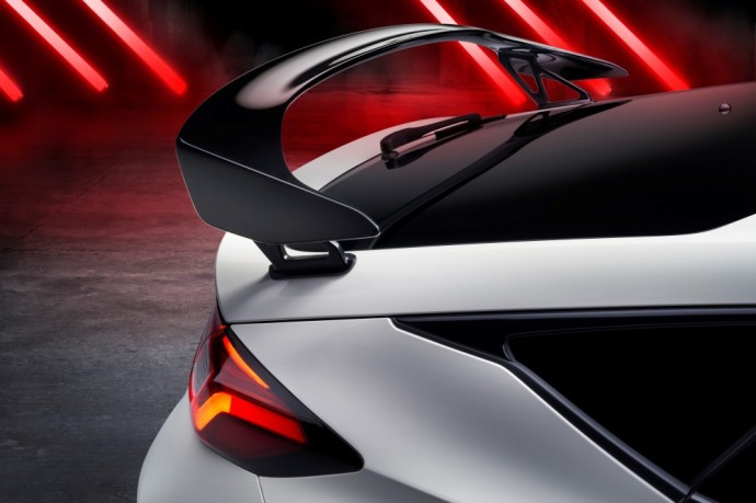 „Honda“ galiausiai pristatė naujos kartos „Civic Type R“