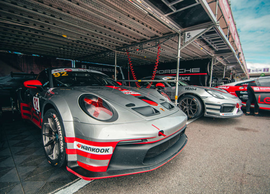 Porsche Baltic komandos automobiliai