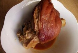 kepta-kiaulienos-karka-su-alumi.jpg