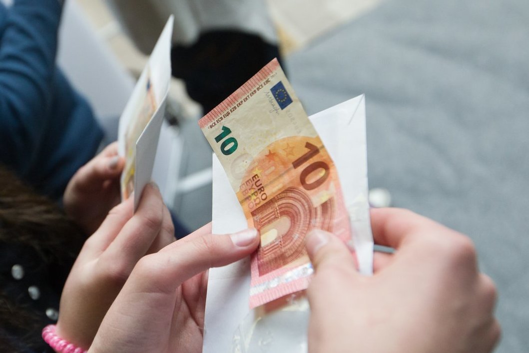 kad uždirbčiau pinigus šiandien