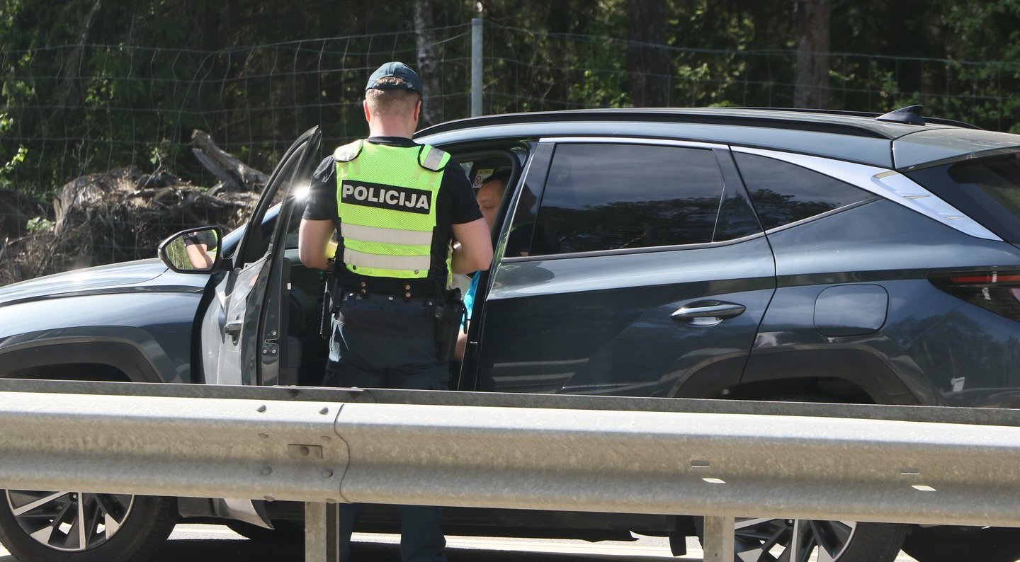 Dėmesio, vairuotojai: policija skelbia, kokius reidus vykdys gegužę