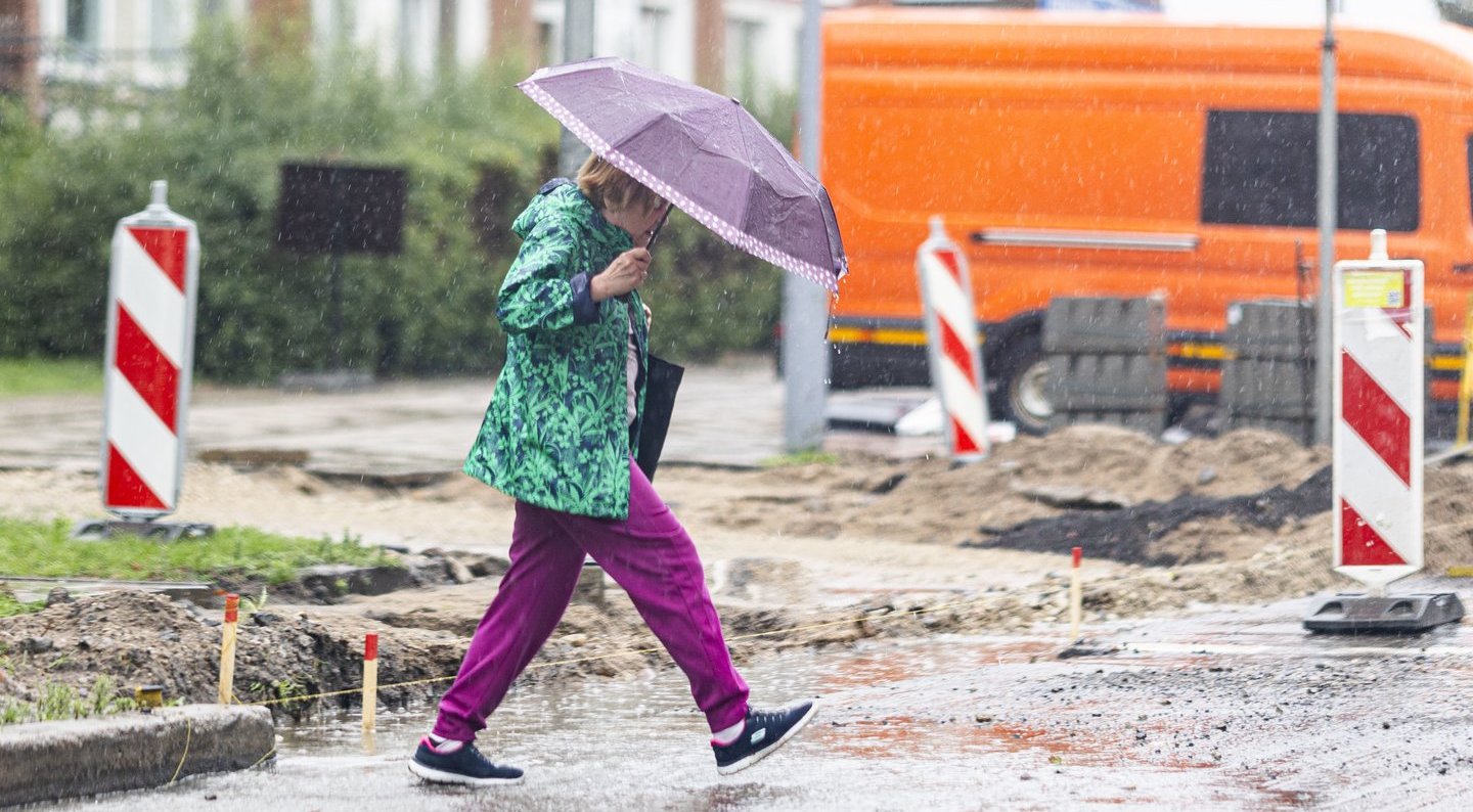 Audra Lietuvoje. Vilniuje – lietus, sinoptikai praneša apie škvalą