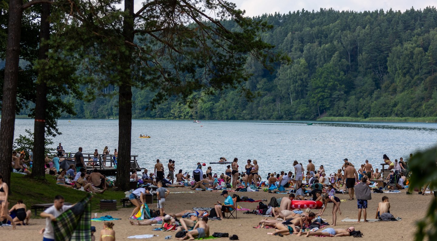„Vasara nepasiduoda“: Lietuvoje užfiksuotas naujas karščio rekordas