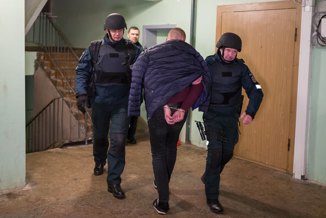 Šiltnamių gatvėje pašaudyti sumanęs vilnietis sumušė jį sudrausminti bandžiusį vyrą nuotr. Broniaus Jablonsko