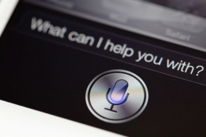 „Microsoft“ reklamose ir toliau šaiposi iš „Siri“ (nuotr. leidėjų)