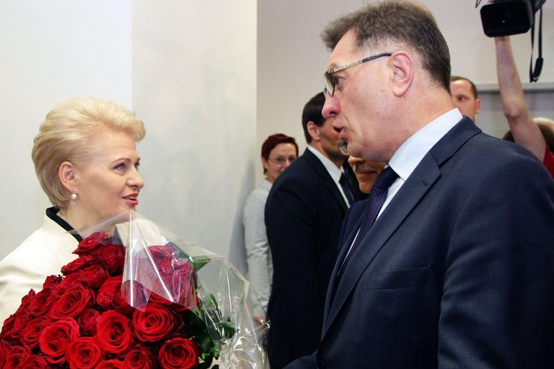 A. Butkevičius ir D. Grybauskaitė (nuotr. AFP / „Scanpix“)