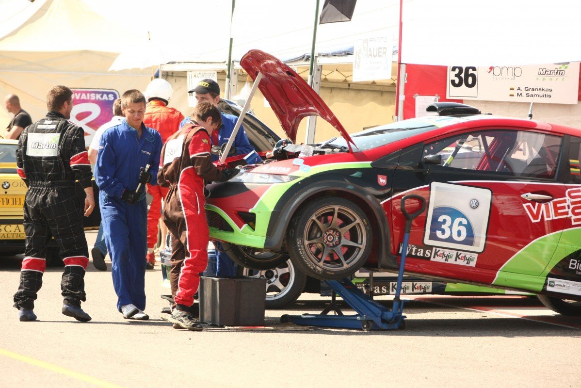 2010 m. „Omnitel 1000 km lenktynės“