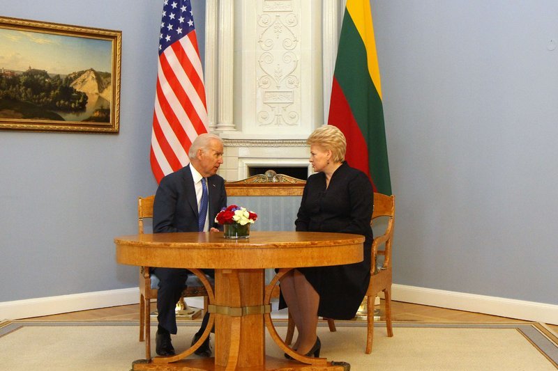Laukiama Lietuvoje viešinčio JAV viceprezidento J. Bideno pranešimo (nuotr. SCANPIX)