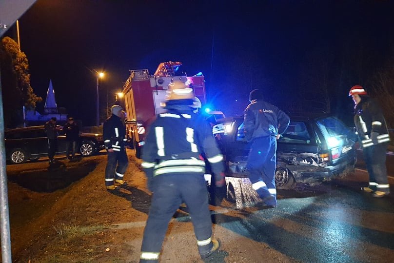 Neramus penktadienio vakaras: pasipylė avarijos, prireikė skubios medikų pagalbos (nuotr. Raimundo Maslausko)