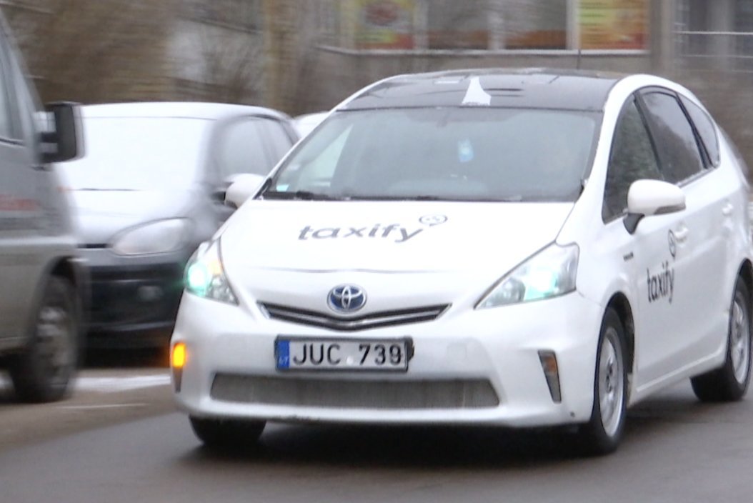 Pavežėjų automobiliai