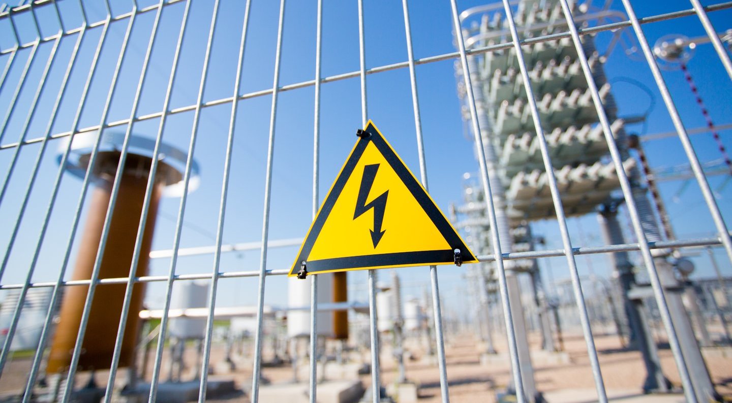 LEA: per savaitę „Elektrum Lietuvos“ kaina mažėjo, „Igničio“ ir „Enefit ...