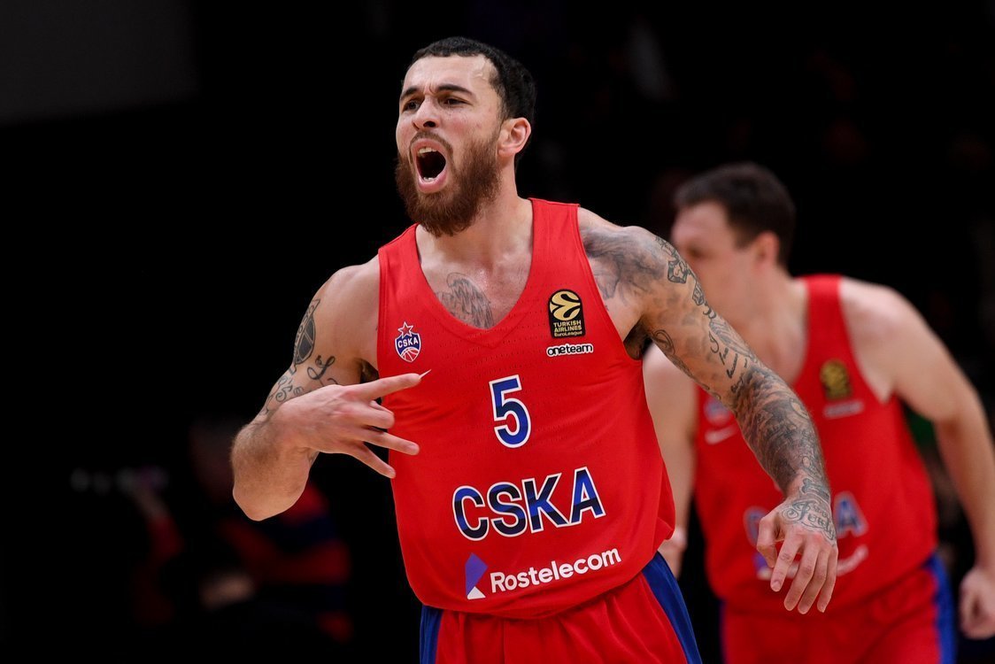 M. Jamesas pelnė 29 taškus (nuotr. SCANPIX)