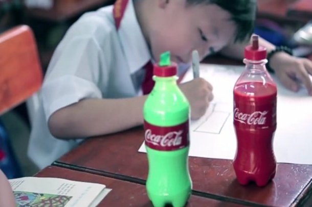 Žalioji Coca-Colos iniciatyva – buteliukų panaudojimas buityje (nuotr. Organizatorių)
