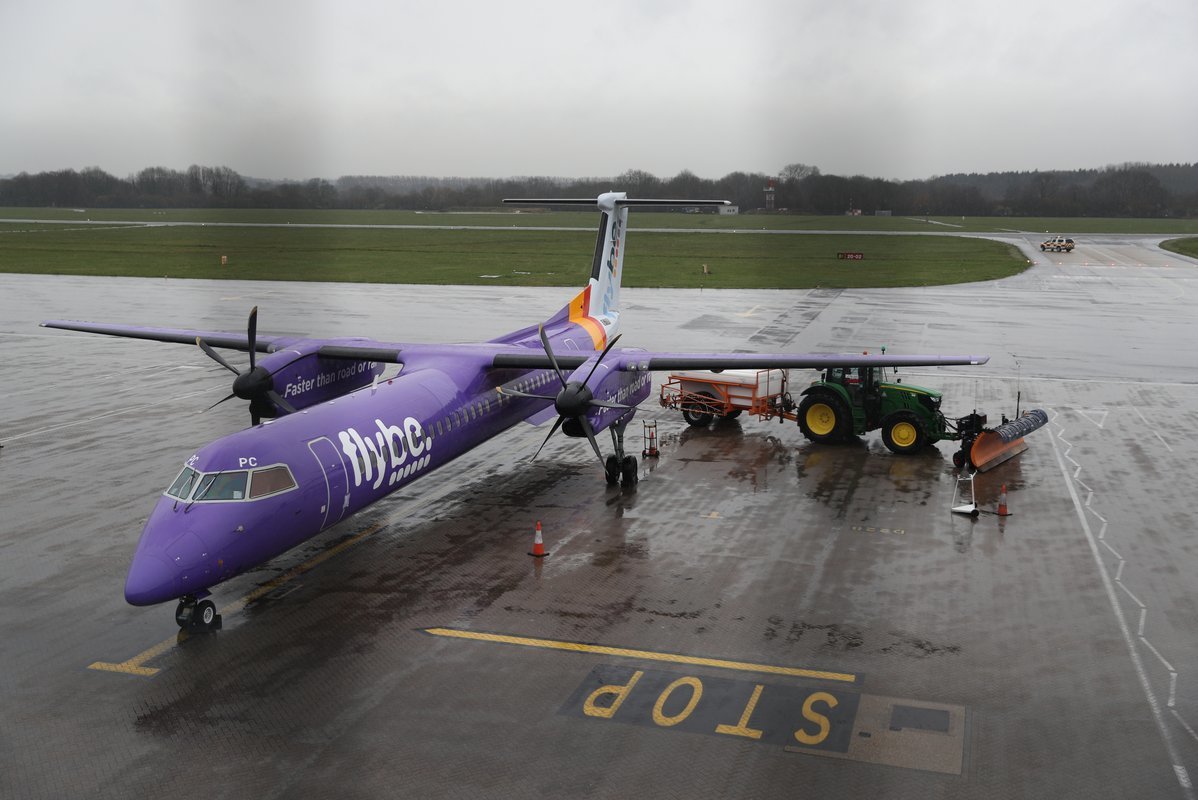 Koronavirusui sudavus smūgį viso pasaulio aviacijai, žlugo JK oro bendrovė „Flybe“ (nuotr. SCANPIX)