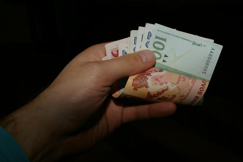 Pinigai (Vaido Bivainio nuotr.) “Klaipėda“