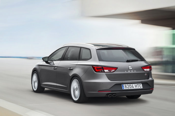 „Seat Leon ST“ gavo visų ratų pavarą. (nuotr. Gamintojo)