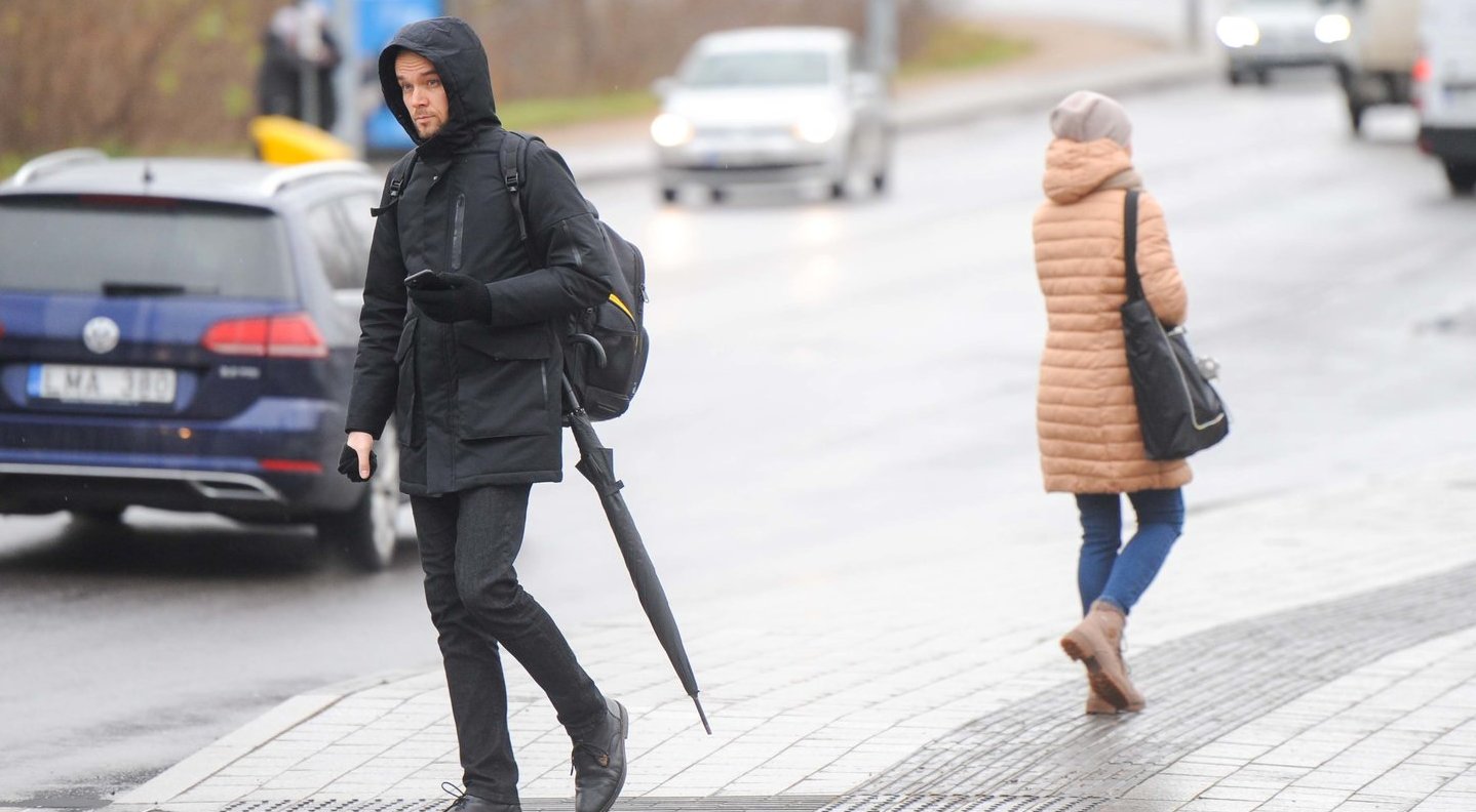 Lietus nesiliaus: įvardijo, kur pavojingiausia situacija dėl pakilusio vandens lygio