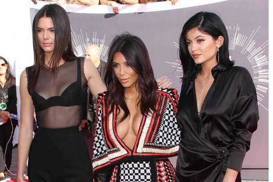 Kardashian sesutės (nuotr. SCANPIX)