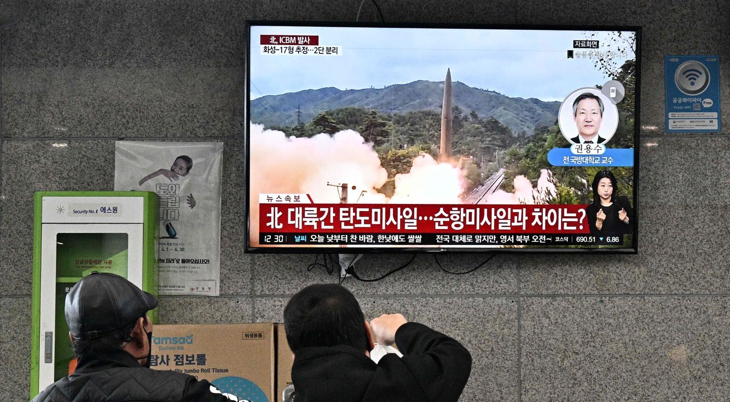 Il G7 condanna il fallito lancio del satellite spia da parte della Corea del Nord