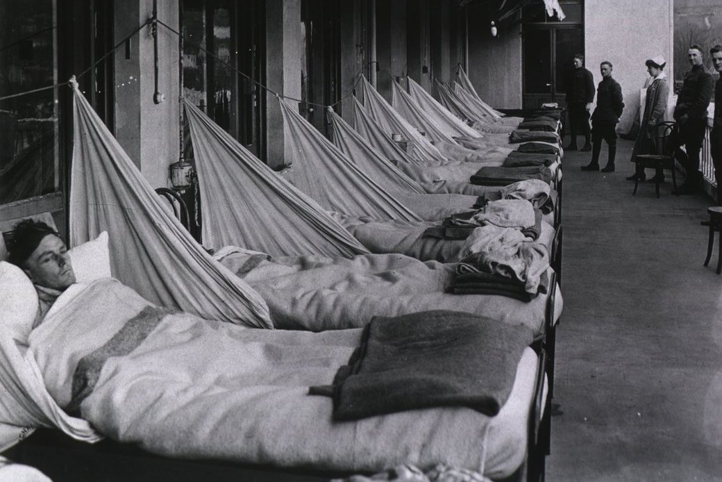 Praėjusio amžiaus pandemijos virusas mutavo keliskart: antrosios bangos metu nusitaikė į jaunus ir sveikus (nuotr. Vida Press)