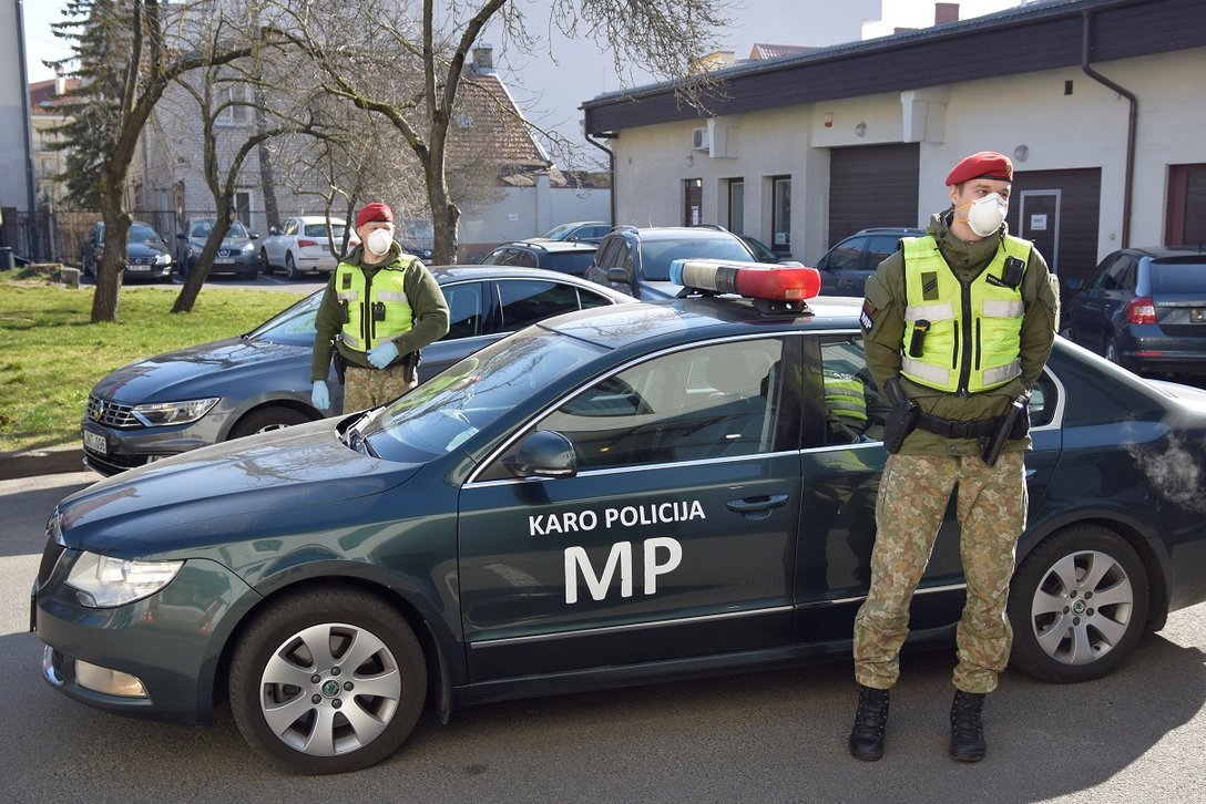 karo policija gatvėse, nuotr. E. Šiaučiulytės