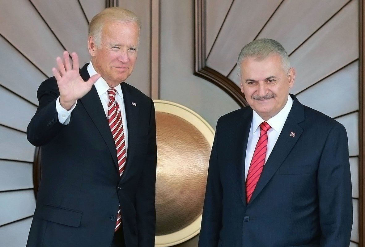 JAV viceprezidentas Bidenas atvyko į Ankarą (nuotr. SCANPIX)