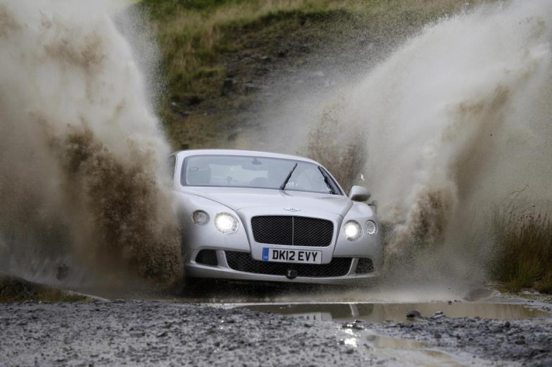 Bentley Continental GT dalyvavo Didžiosios Britanijos Velso ralyje