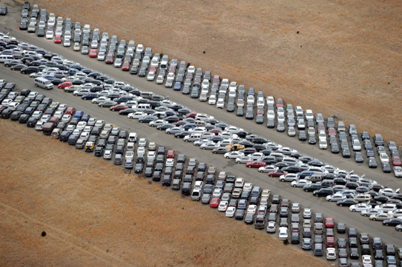 US-WEATHER-STORM-SANDY-CARS