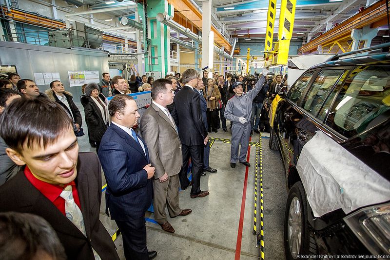 Rusijoje bus surinkinėjami „Toyota Land Cruiser Prado