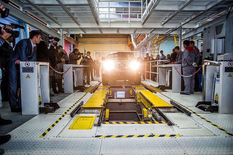 Rusijoje bus surinkinėjami „Toyota Land Cruiser Prado