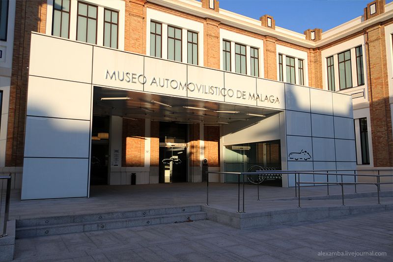 Magiškas pasivaikščiojimas po automobilių muziejų Ispanijoje