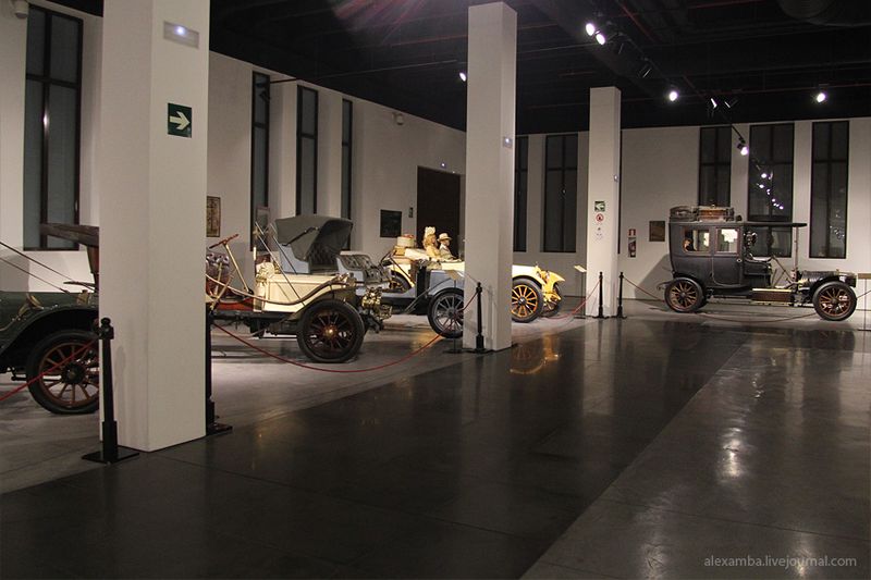 Magiškas pasivaikščiojimas po automobilių muziejų Ispanijoje