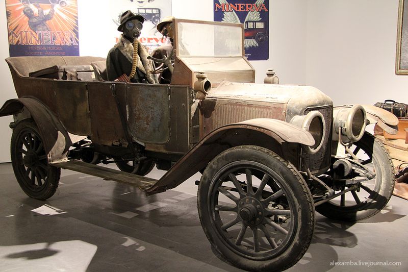 Magiškas pasivaikščiojimas po automobilių muziejų Ispanijoje