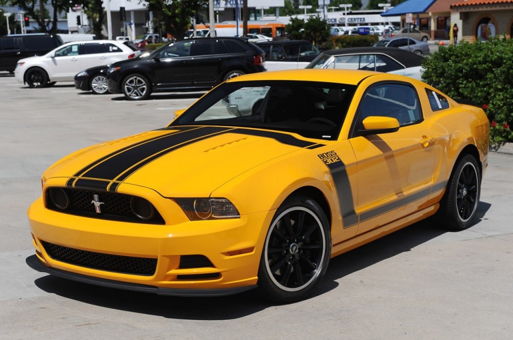 2013-Ford-Mustang-Boss-302-2-1024x680