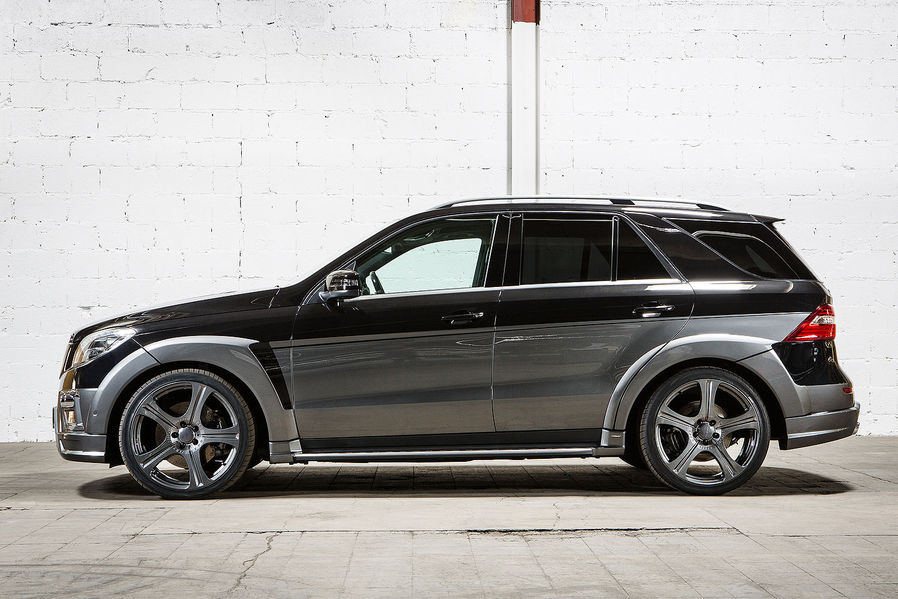 Carlsson-CML-Royale-REVOX-<a href='https://www.autobilis.lt/skelbimai/naudoti-automobiliai/mercedes-benz' target='_blank' class='phrase'>Mercedes</a>-ML-19-fotoshowImageNew-95868ade-665522[1]