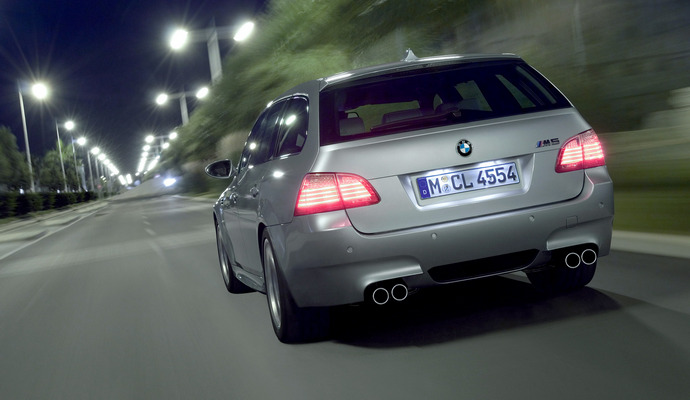 bmw_m5_touring_11