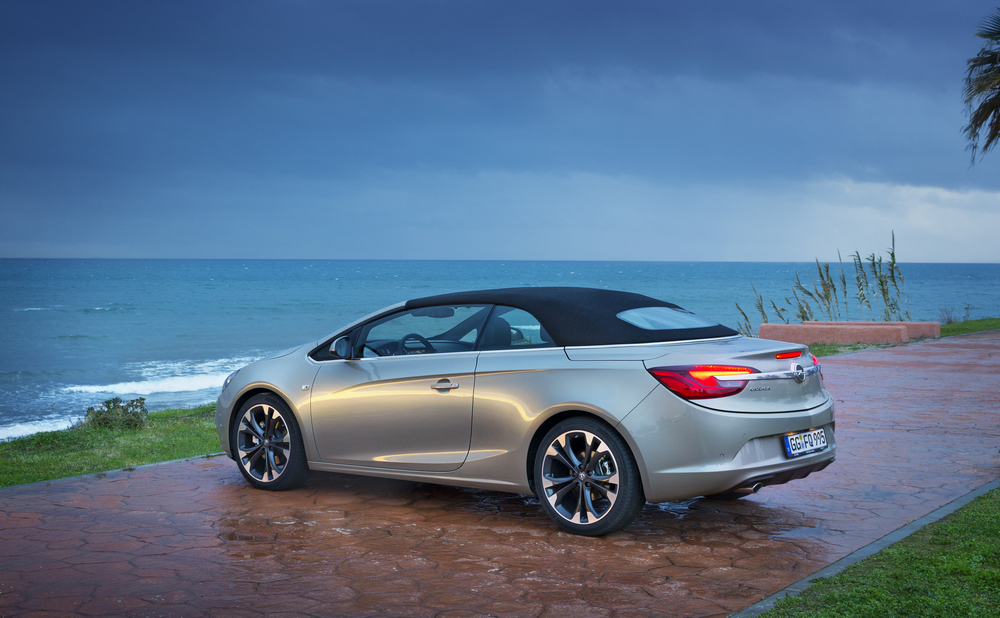 Opel-Cascada-282244