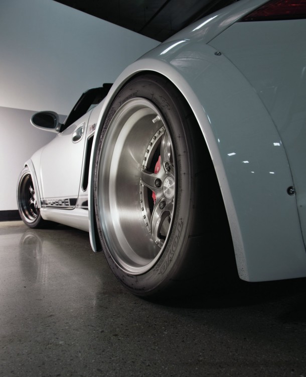 epcp-1304-02-o%202011-porsche-boxster-spyder%20RSR-rear-fenders