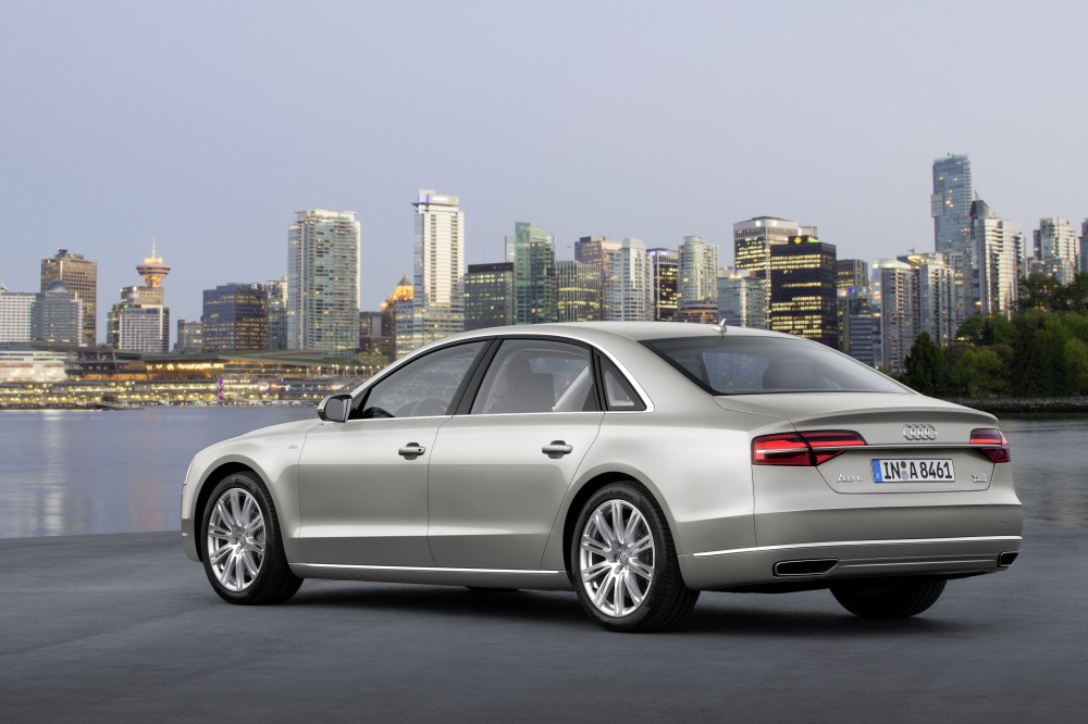 Audi A8 L W12 quattro