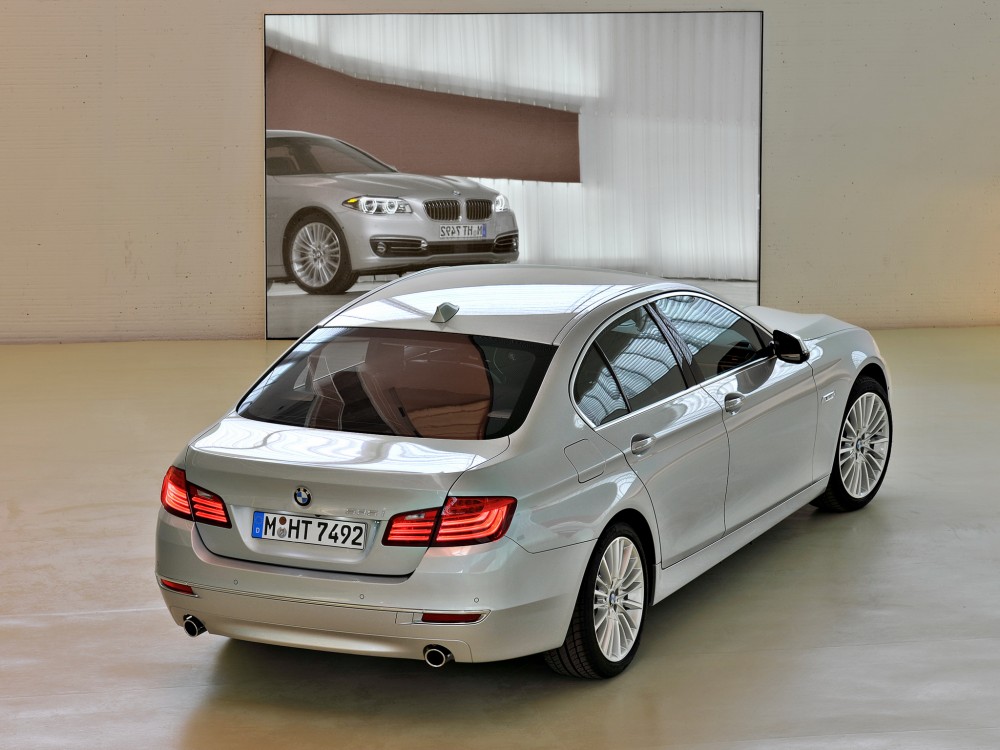 bmw_535i_sedan_19