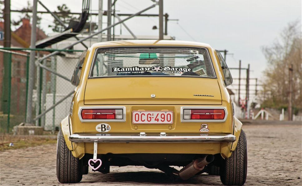 1976-toyota-1000-KP30-mustard-color-paint