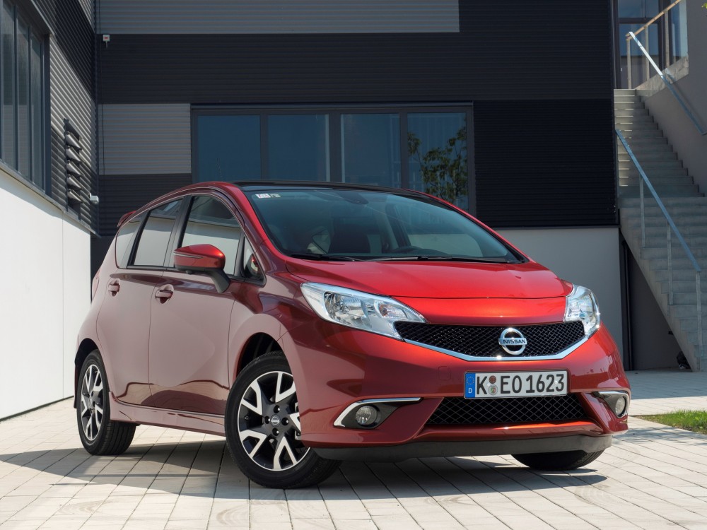 nissan_note_dynamic_11
