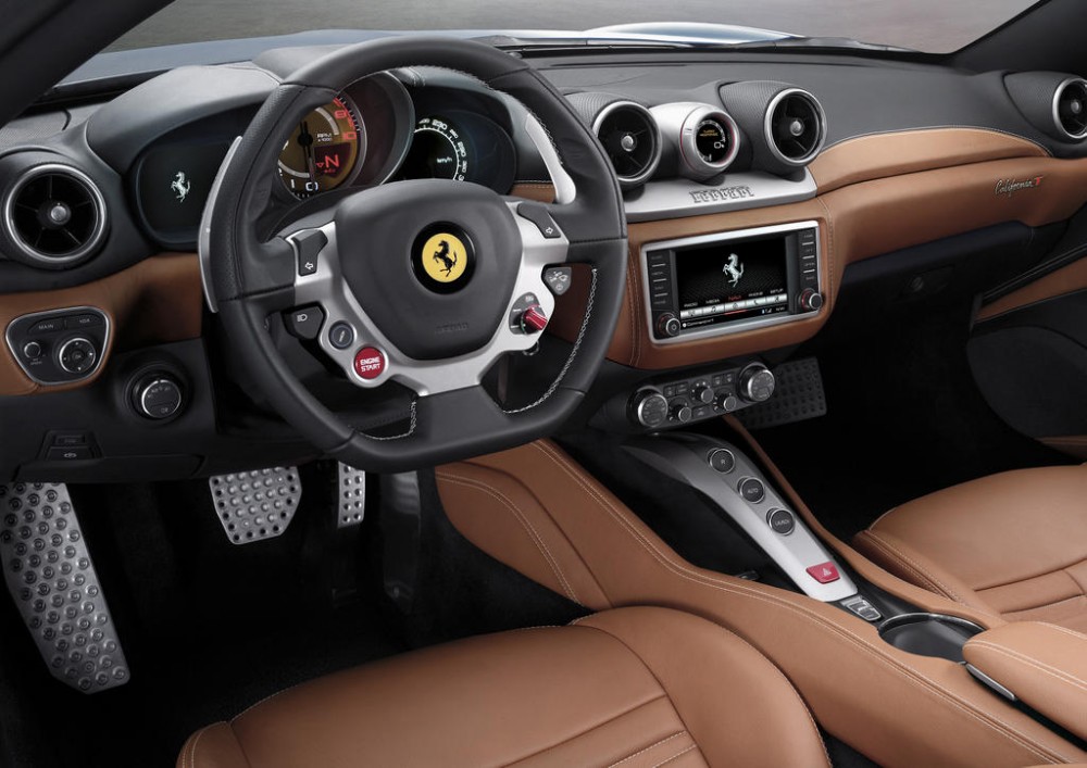 2014-Ferrari-California-T-02