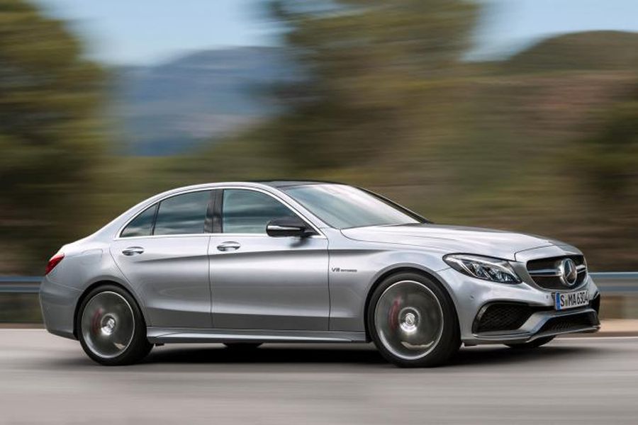 mercedes_c63_amg3