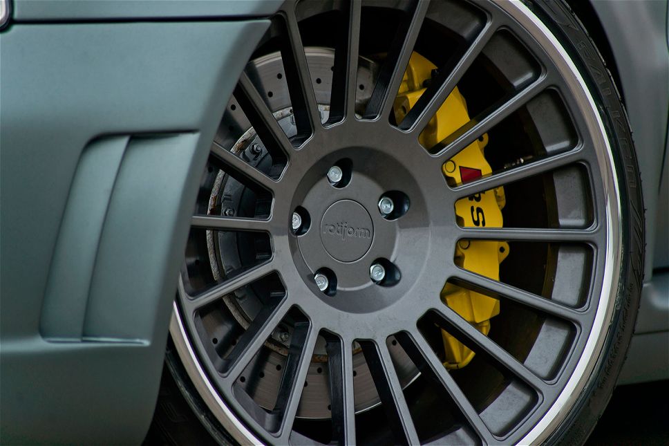 2001-audi-RS4-rotiform-IND-monolook-SuperConcave-wheels-12