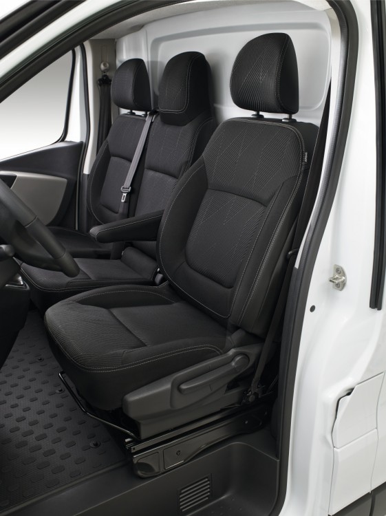 RENAULT TRAFIC (F82) - PHASE 1