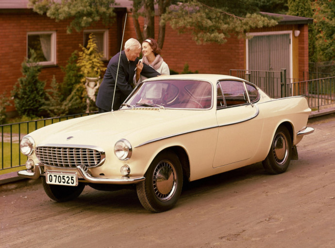 Sportiškas Volvo P1800 kupė