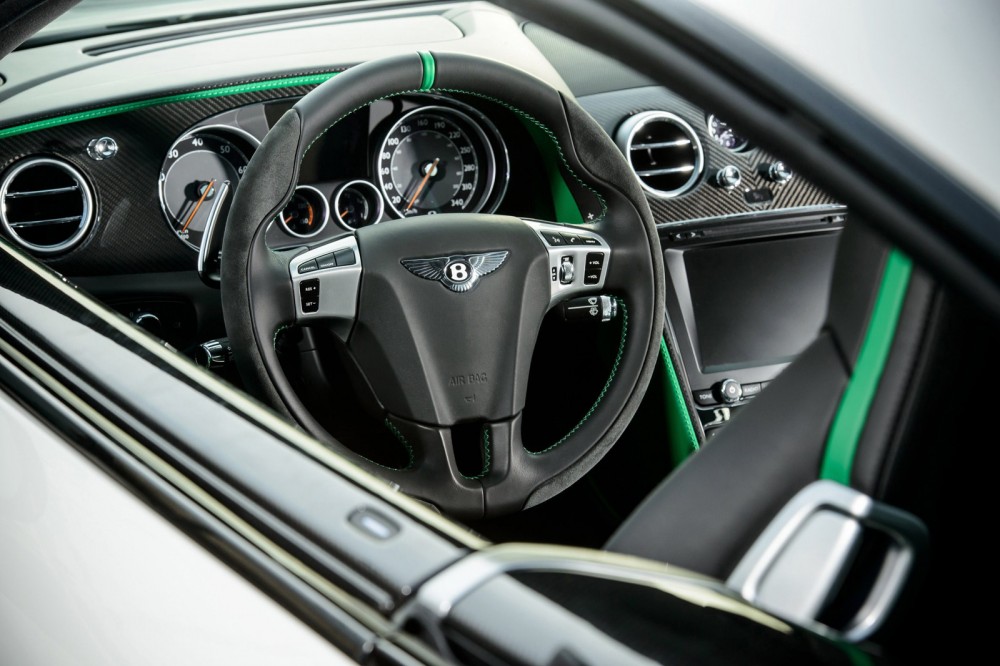 Bentley-Continental-GT3-R-3