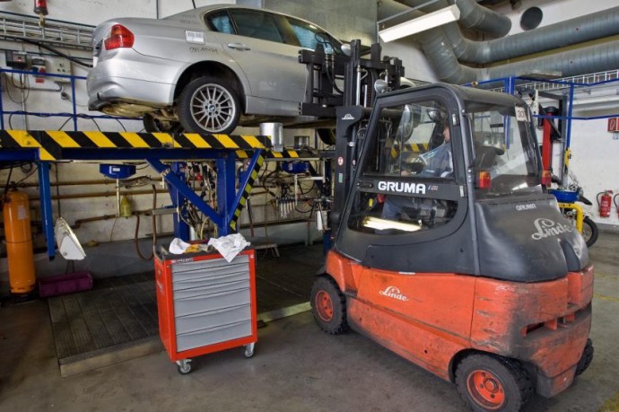 Kaip „BMW koncernas utilizuoja nebenaudojamus automobilius